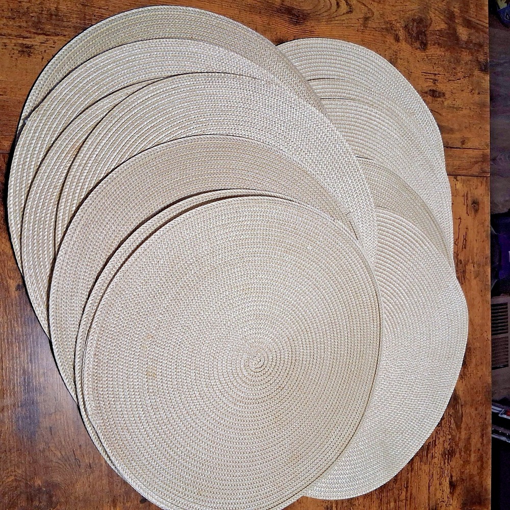Round Thin‎ 15 inch Sea Grass Braided Placemats Set of 12 Preowned Washable - Picture 7 of 7